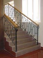 Строгое лестничное ограждение