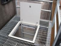 Пожарная лестница на балконе