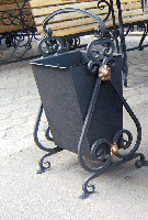 Урна с ковкой