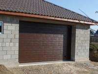 Подъемные ворота для дачи