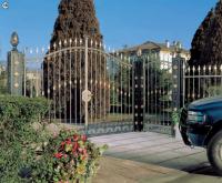 Кованые ворота с применением литья